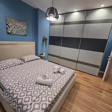 Luxury At Apartman *